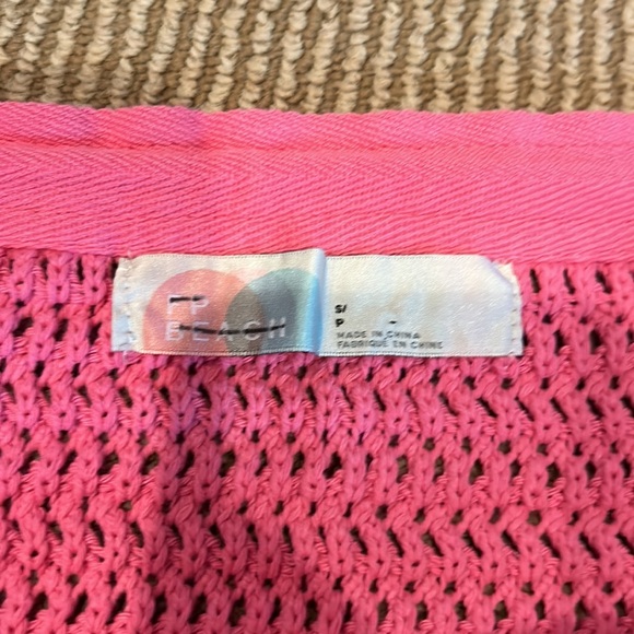 NWOT FP BEACH Brandi pink crochet mini skirt size small/medium - Picture 4 of 8